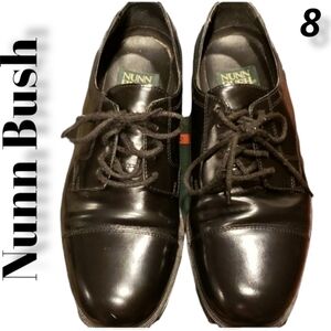 NUNN Bush Black Flex Tie Up Dress Shoes size 8 Like New EUC